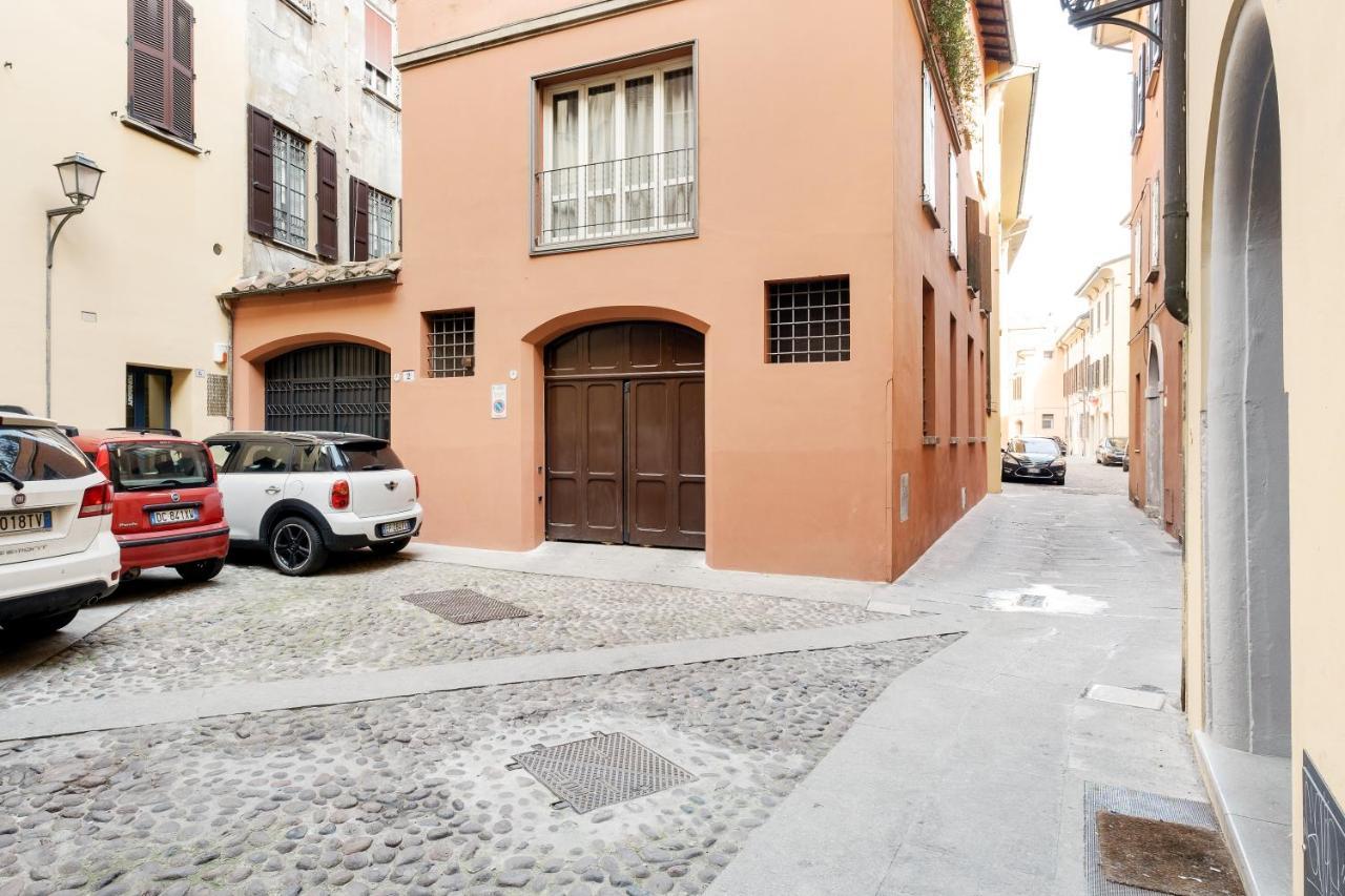 Lo Scrigno Delle 2 Torri! Nel Cuore Del Centro, Vicino A Via Rizzoli Bologna Exteriör bild