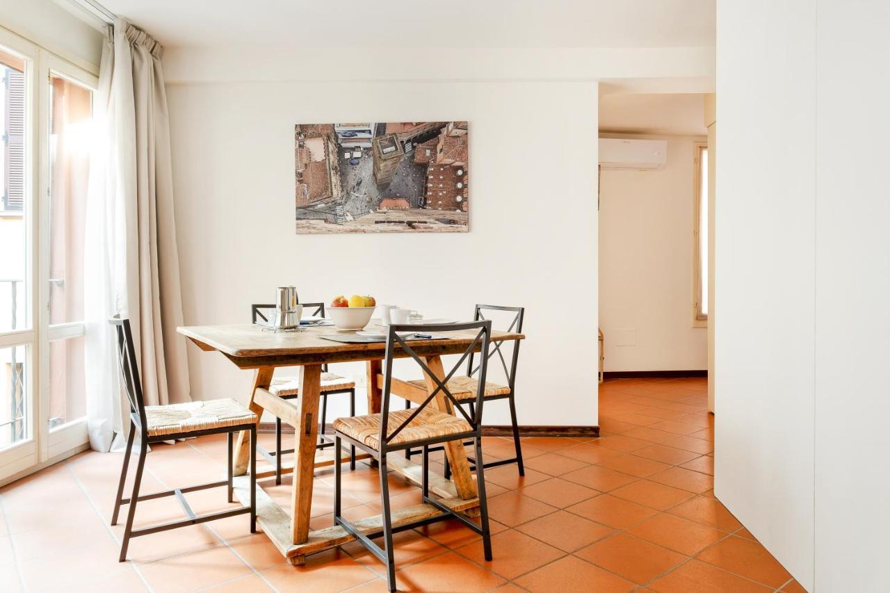 Lo Scrigno Delle 2 Torri! Nel Cuore Del Centro, Vicino A Via Rizzoli Bologna Exteriör bild