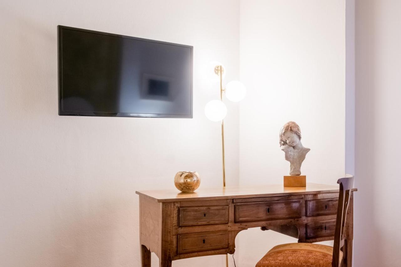 Lo Scrigno Delle 2 Torri! Nel Cuore Del Centro, Vicino A Via Rizzoli Bologna Exteriör bild